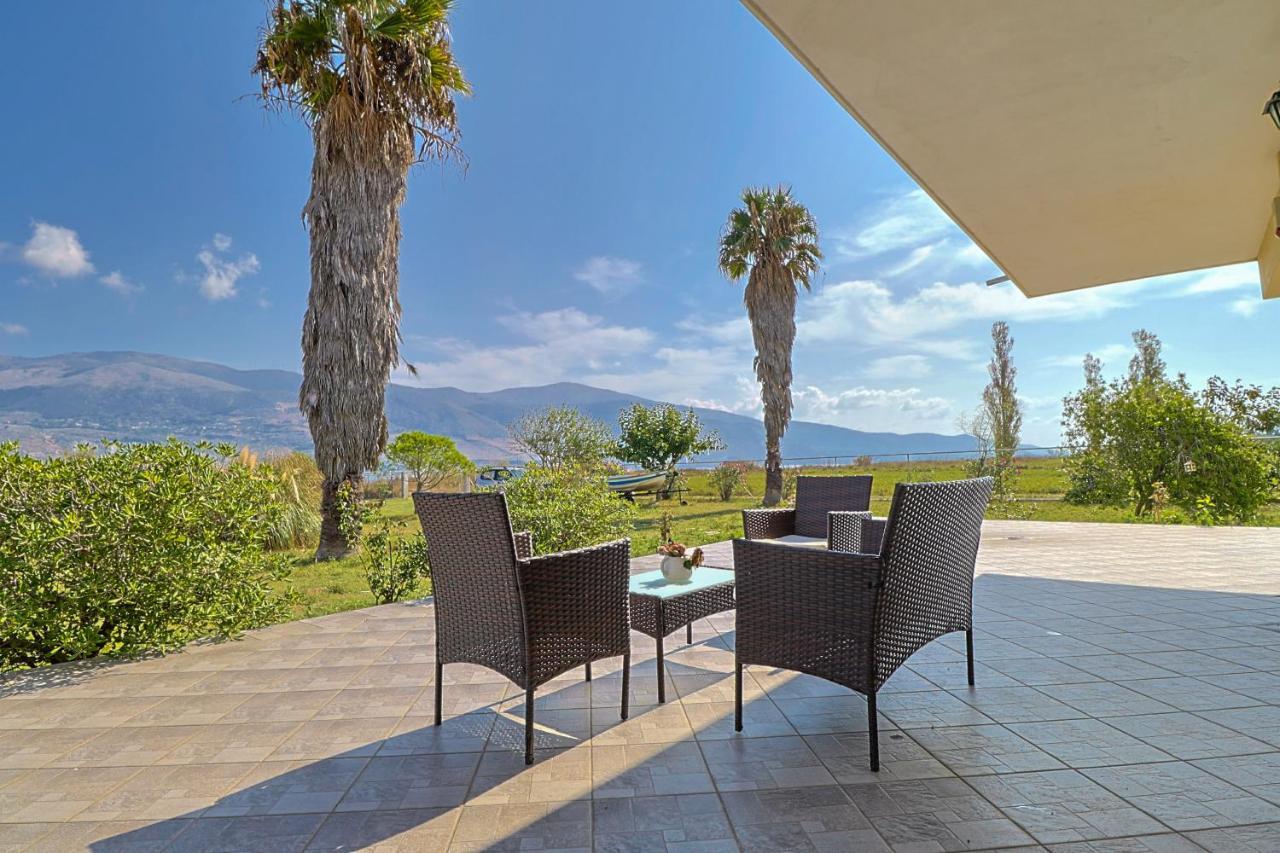 Villa Virginia Lixouri Exterior foto