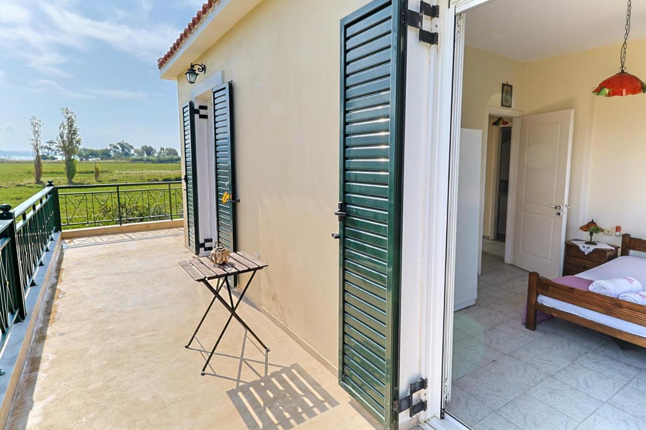 Villa Virginia Lixouri Exterior foto